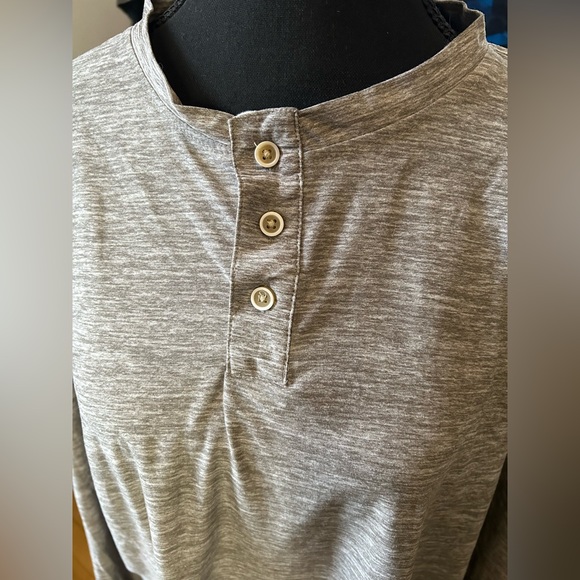 Men's Grey Long Sleeve Size Large Tallwoods - Picture 2 of 4